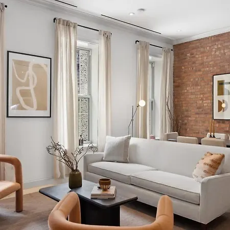 Linden Place Ii By Rove Travel 3 Bedroom Lenox Hill Apartment