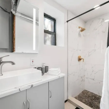 Bushwick 3br Loft- Rooftop, Group Friendly At 