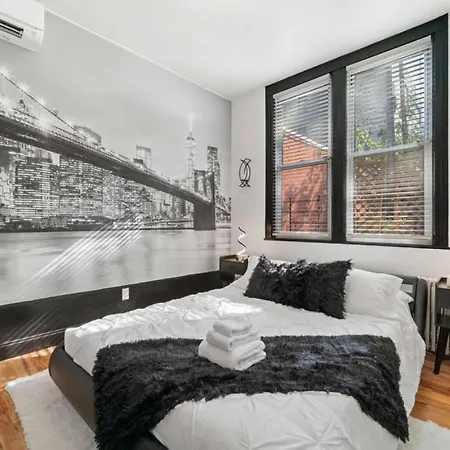 Apartment Bushwick 3br Loft- Rooftop, Group Friendly At 