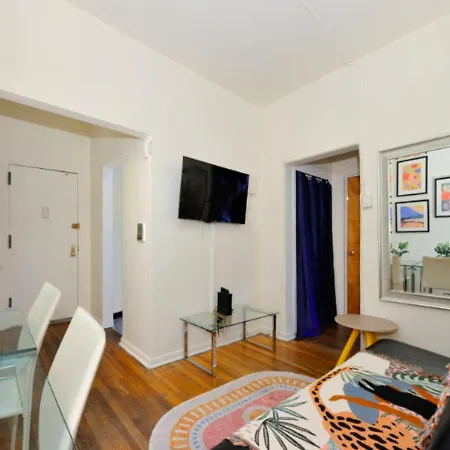 Unique 2 Bed 1 Bath In Ues * New York