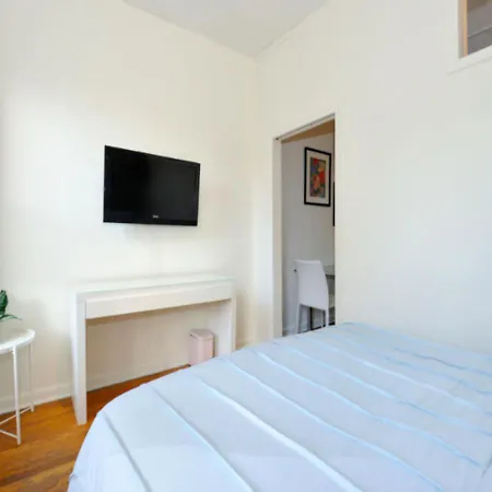 Apartment Unique 2 Bed 1 Bath In Ues