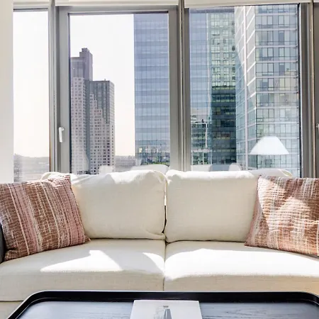 Blueground Long Island Balcony Nr Gantry Plaza State Park Nyc-1894 Apartment