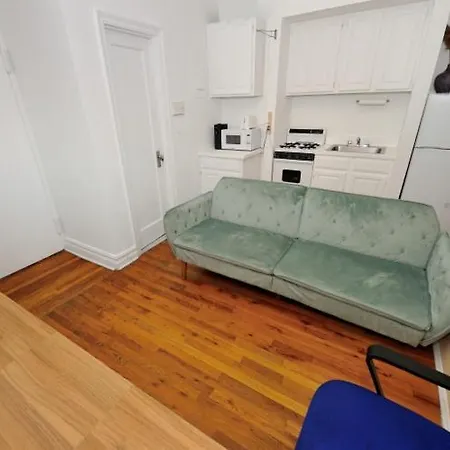 2 Bed Sunny Midtown Furnished Wifi