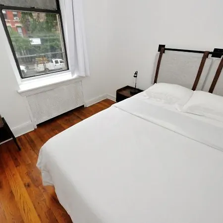 2 Bed Sunny Midtown Furnished Wifi Apartment *
