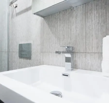 180-2 Brand New 2br 1bath East Village *