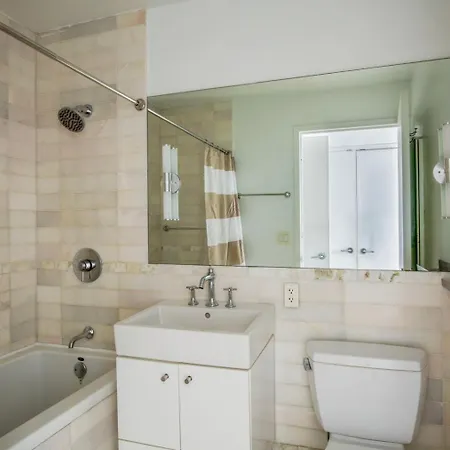 Blueground Hells Kitch Gym Wd Near Museum Nyc-1476 Apartment *