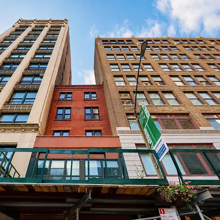 Flatiron Bright 1br With Living Room, Floor Location In Fancy Manhattan *