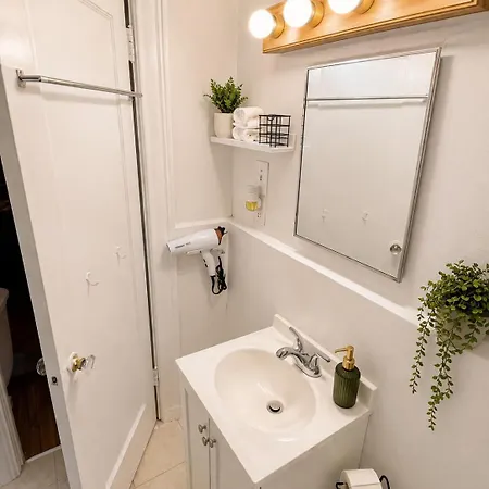 Flatiron Bright 1br With Living Room, Floor Location In Fancy Manhattan Apartment *