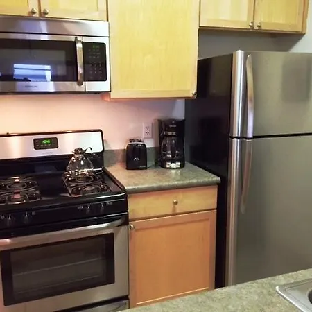 Midtown West At The Cameo - A Premier Furnished Apartment *