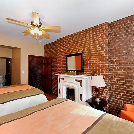Oversized Chelsea 3 Bed 2 Bath * New York