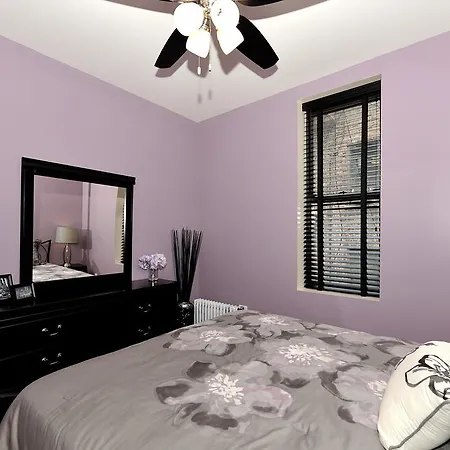 Apartment Oversized Chelsea 3 Bed 2 Bath