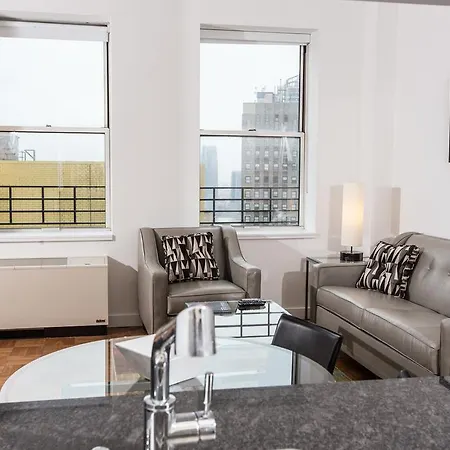 20 Exchange Place Apartment *