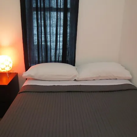 Apartment Uptown Broadway Deluxe *