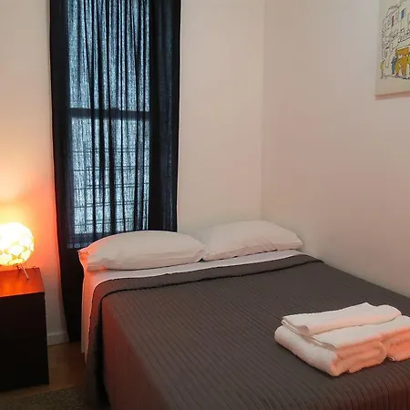 Apartment Uptown Broadway Deluxe *