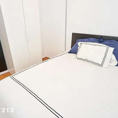 Broom St. Apt 5w Apartment *