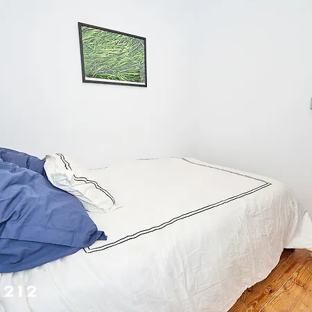 Broom St. Apt 5w Apartment *