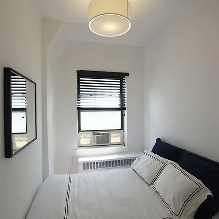 Apartment East 14th Street Apt 5a