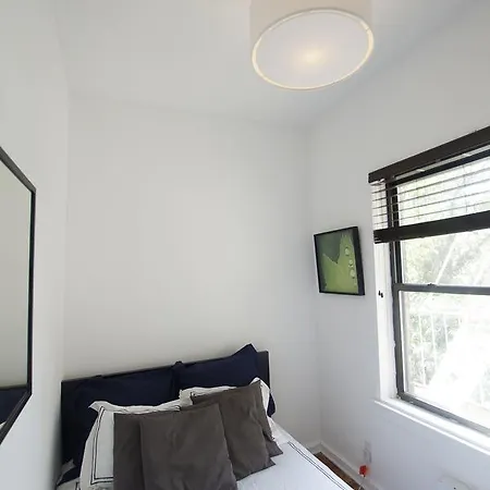 East 14th Street Apt 5a *