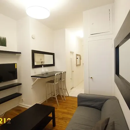 Apartment East 14th Street Apt 5a *