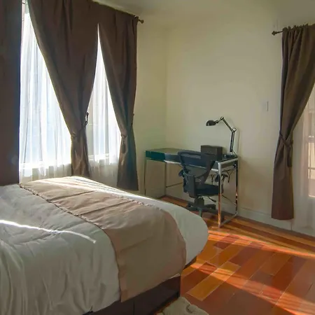 East 37th Street & Lexington Ave. Apt 4r