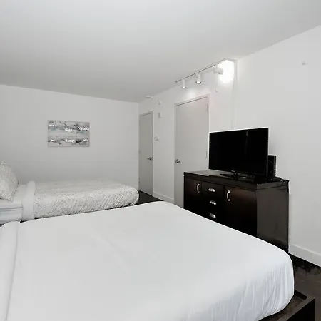Times Square Luxury Two Bedrooms With Private Balcony New York