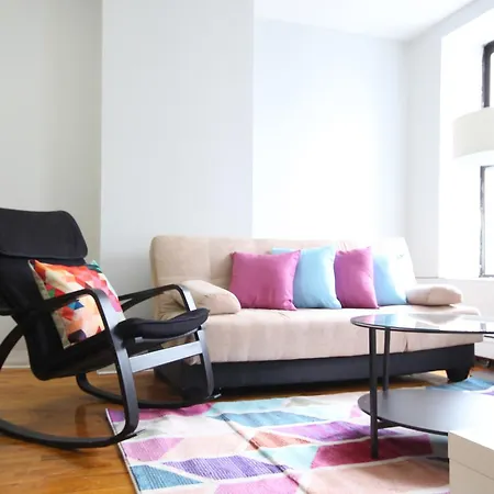 Two Bedrooms In Apartment *