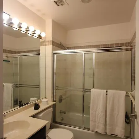 Apartment 2 Bedroom Apt In Manhattan By Tripintravel *
