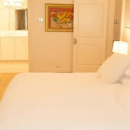 Apartment Sleeps 4 Air Con Wifi *