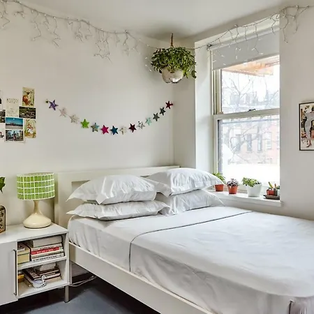 Apartment Carlton Avenue Townhouse By Onefinestay New York