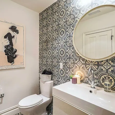 Villa Stayloom's Gorgeous Luxe Brownstone | Near A/c New York