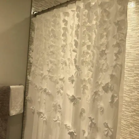 Beautiful Near Central Park Apartment