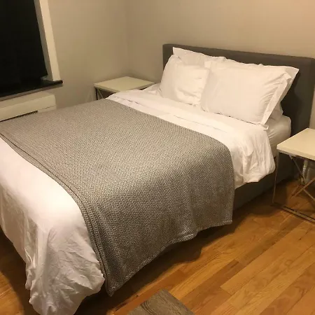 Beautiful Near Central Park Apartment