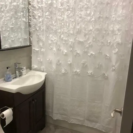 Apartment Beautiful Near Central Park New York