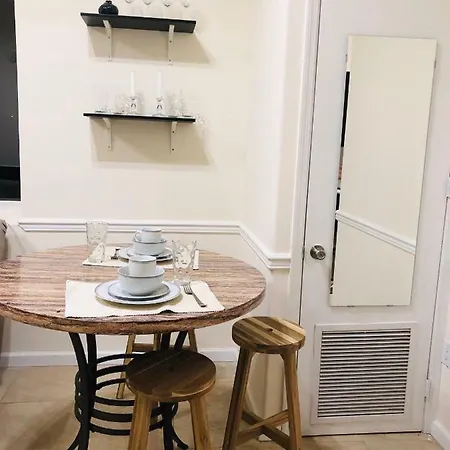 - Brooklyn 3 Bedroom / 2 Bathrooms Apt, Sleeps 7 People New York