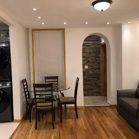 Apartment 420 Greene Avenue