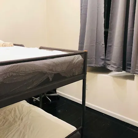 - Brooklyn 3 Bedroom / 2 Bathrooms Apt, Sleeps 7 People * New York