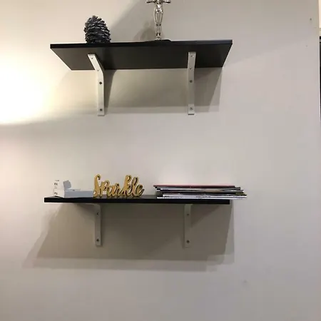 - Brooklyn 3 Bedroom / 2 Bathrooms Apt, Sleeps 7 People