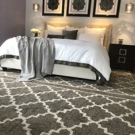 Nyc Executive In Upscale Neighborhood Very Elegant New York