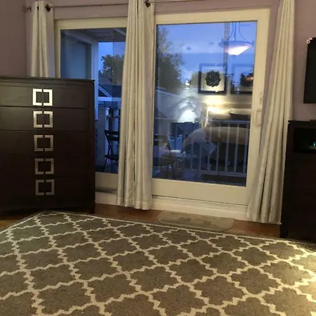 Nyc Executive In Upscale Neighborhood Very Elegant * New York