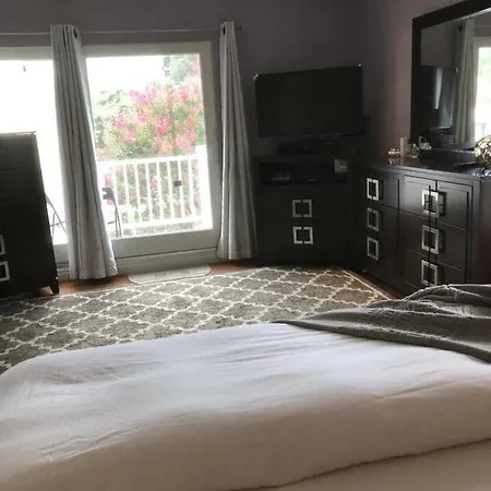 Nyc Executive In Upscale Neighborhood Very Elegant * New York