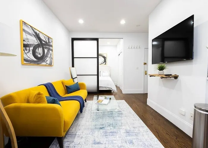 69-2D Stylish Lower East Side 1Br Apt