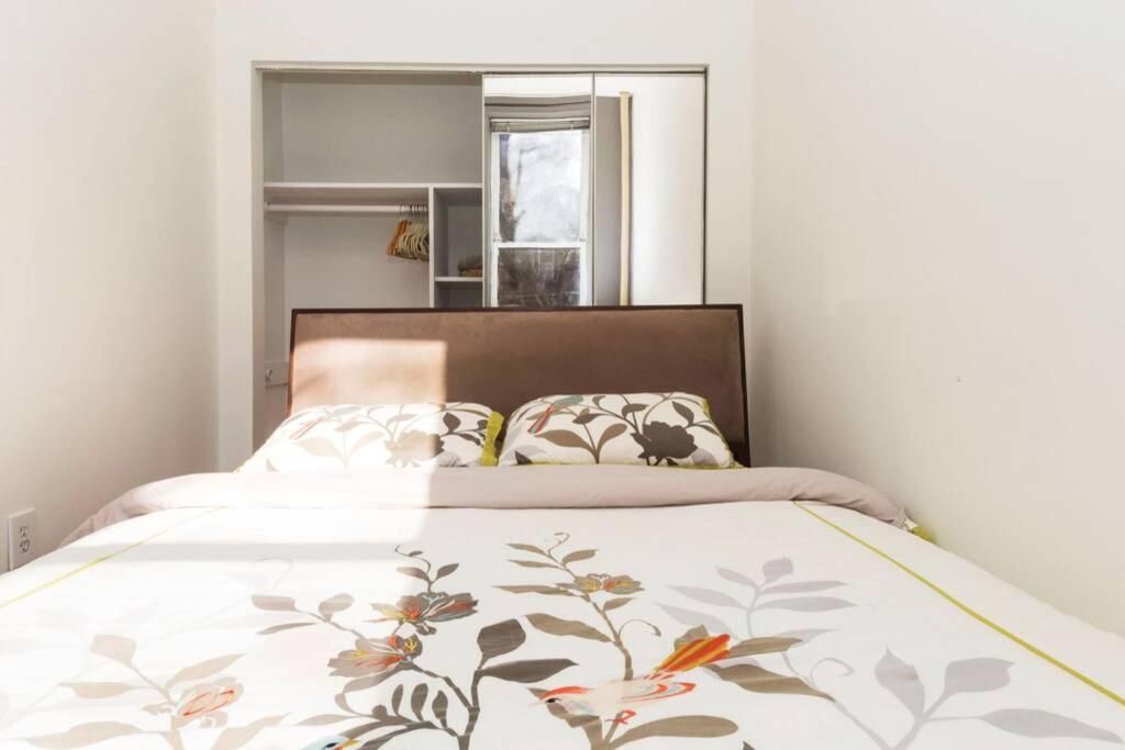 Union Square - Four Bedroom Condo-hotel Apartment New York