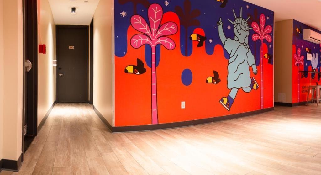 Jazz On Columbus Circle Hostel *