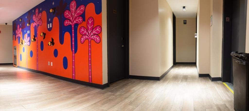 Jazz On Columbus Circle Hostel *