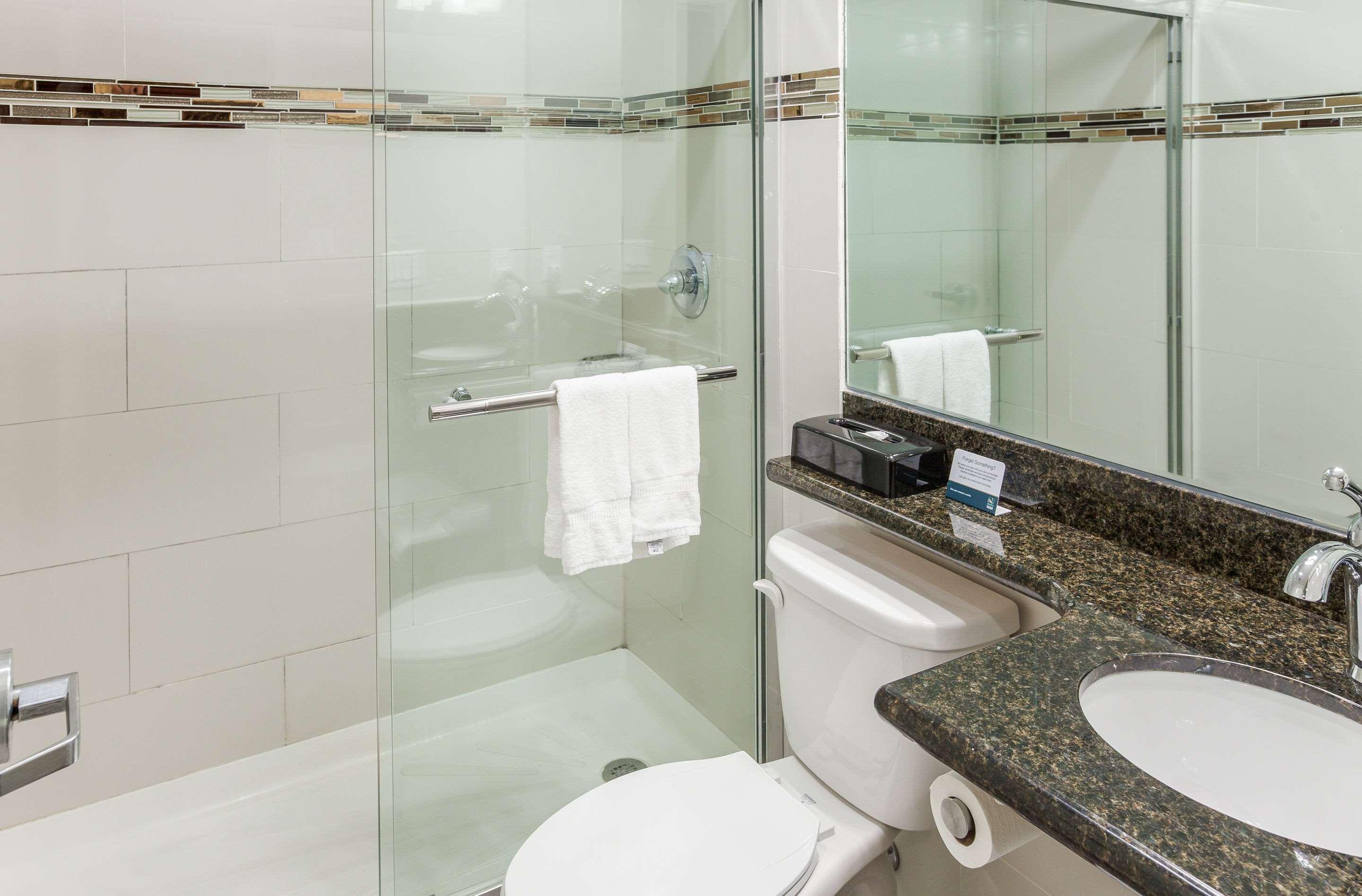 Quality Near Sunset Park Hotel 3*