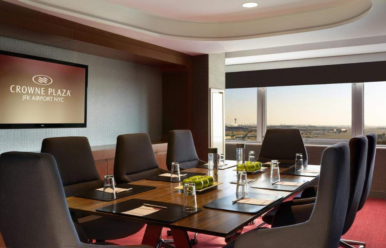 Crowne Plaza Jfk Airport City, An Ihg Hotel 4*
