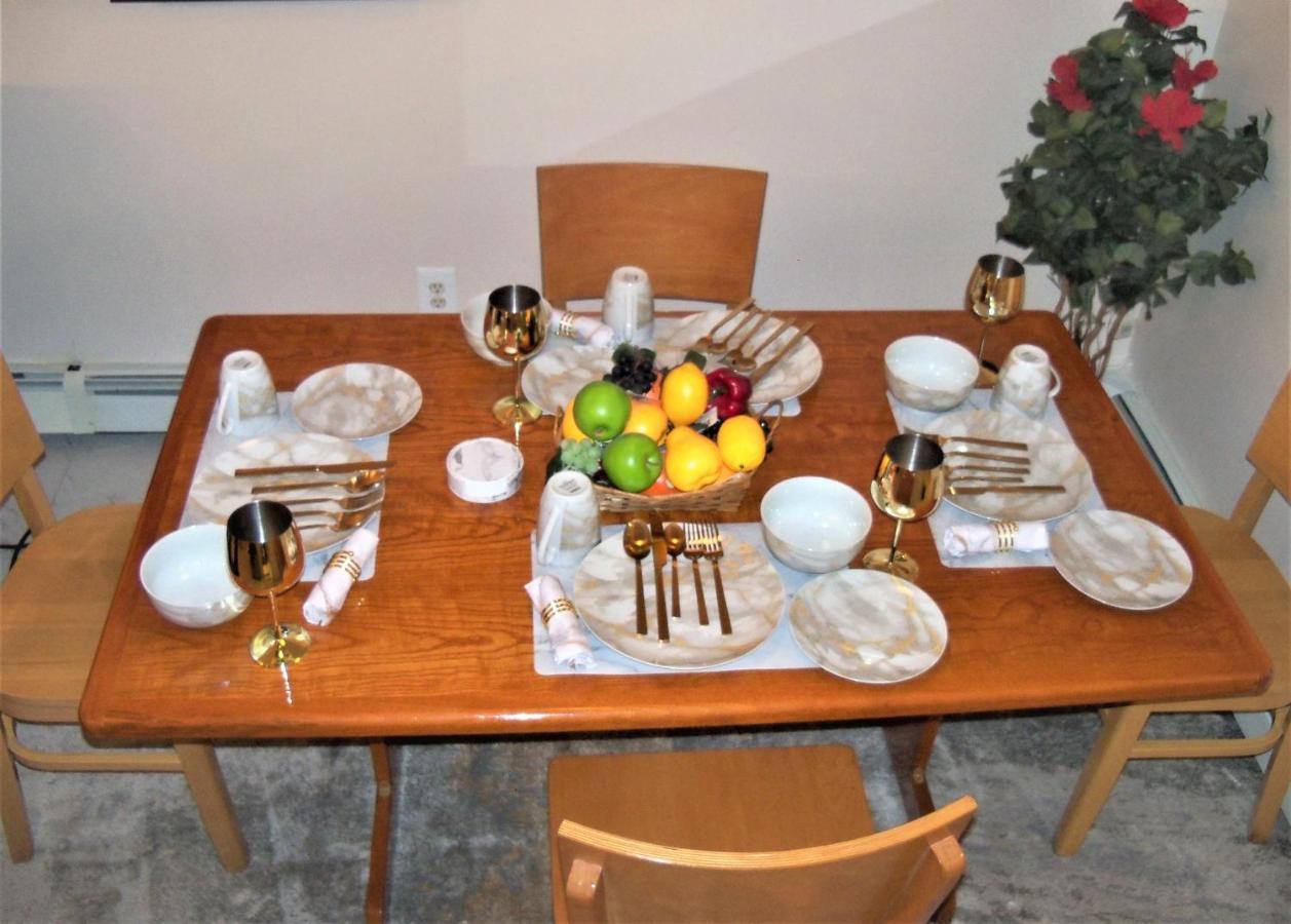 Two-bedroom Serviced Apartment: High-speed Wi-fi & Bi-monthly Housekeeping New York