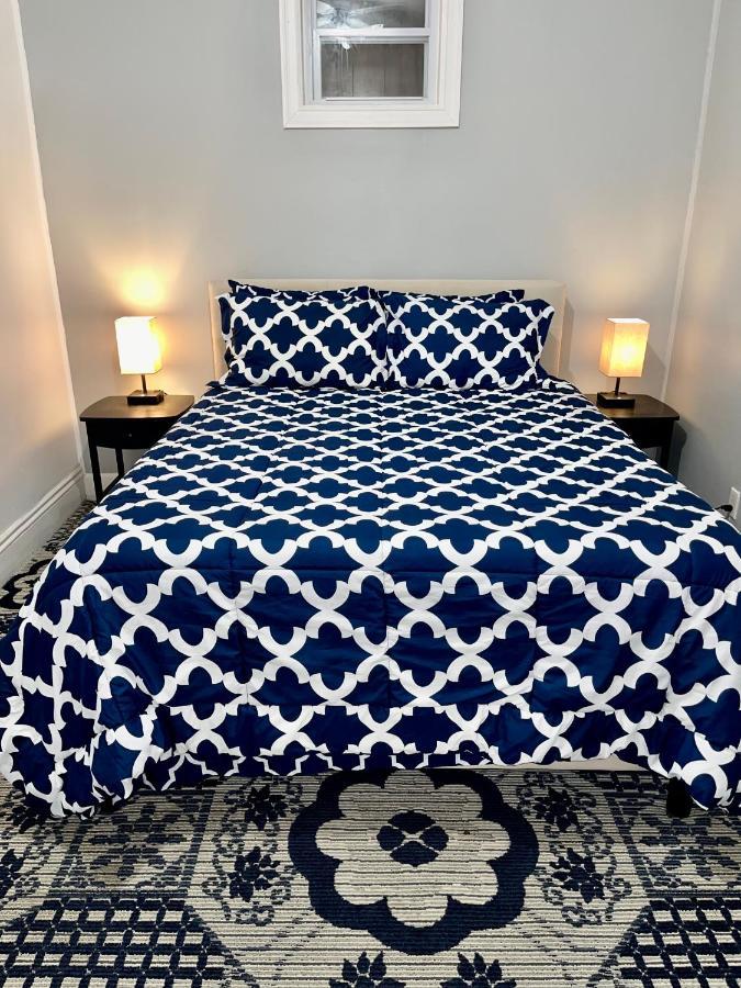 Apartment 3 Bedrooms 2 Stops To Manhattan *