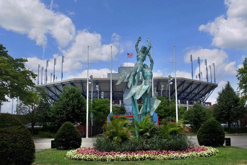 - Laguardia Airport Hotel