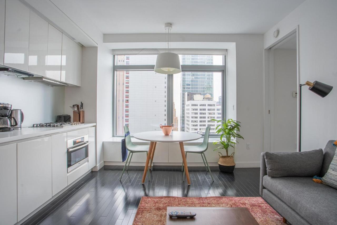 The Residences At W - Downtown - Apt 28h New York